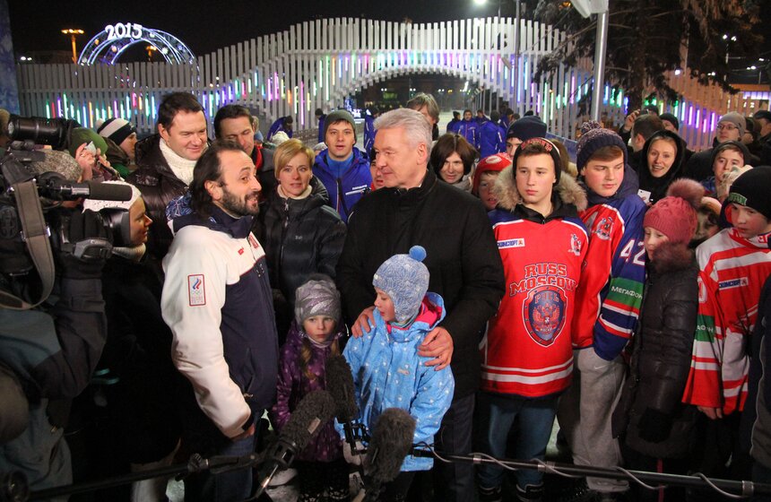 Сергей Собянин осмотрел искусственный каток на ВДНХ 15 фото