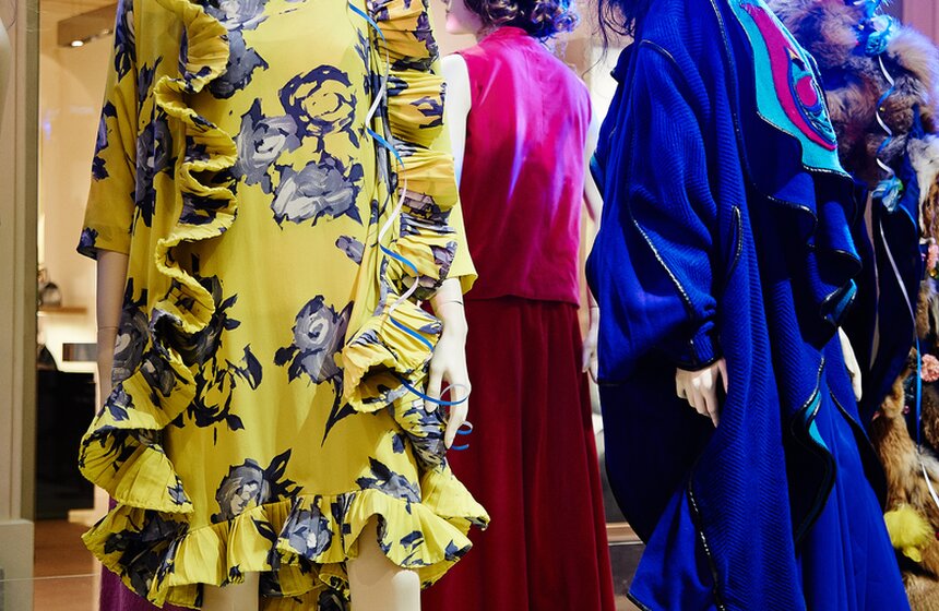 В ГУМе открылась выставка костюмов "Звездный гардероб" 18 фото