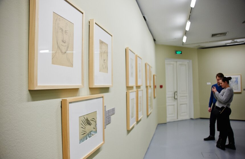 В Мультимедиа Арт Музее открылась выставка Владимира Яковлева 14 фото