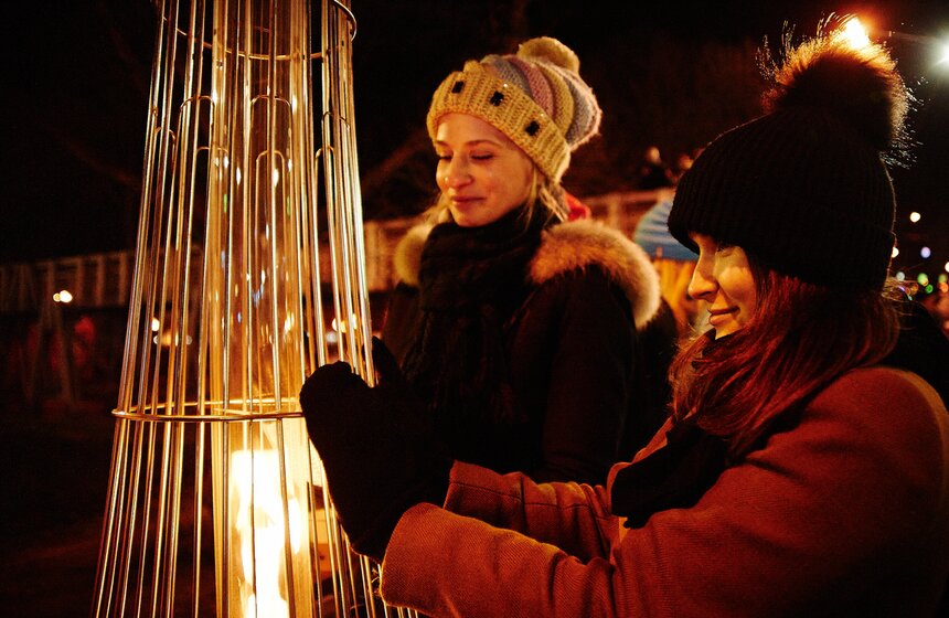 Открылся главный городской каток в парке Горького 24 фото