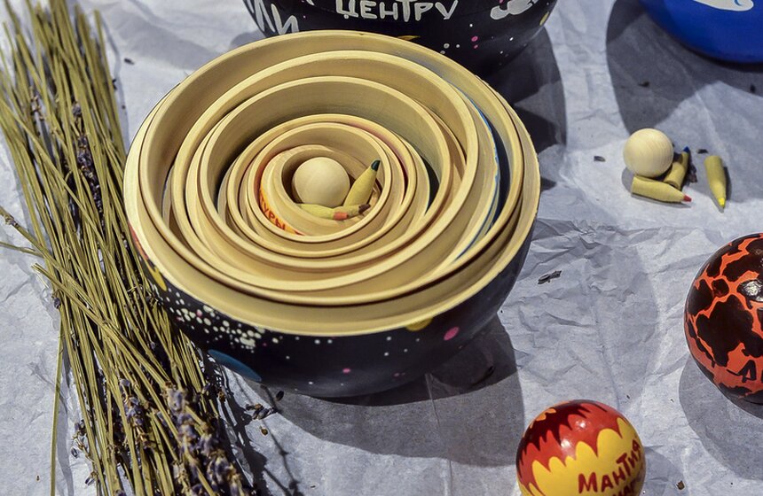 На "Красном октябре" открылся блошиный рынок 7 фото