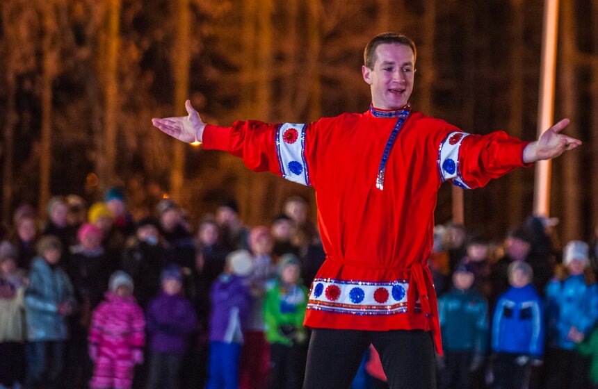 В Сокольниках открылся каток "Лед" 19 фото