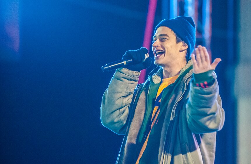 В Сокольниках открылся каток "Лед" 7 фото