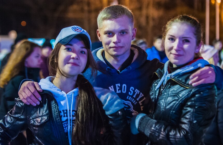 В Сокольниках открылся каток "Лед" 8 фото