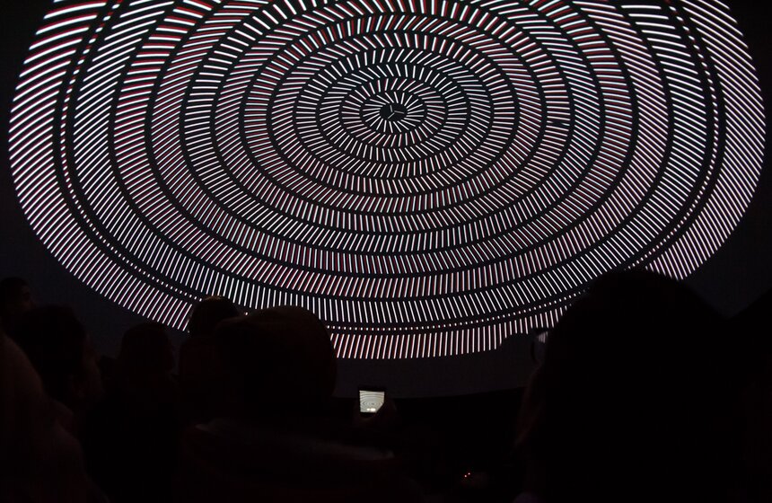 Открылся фестиваль новых технологий в искусстве Plums Fest 6 фото