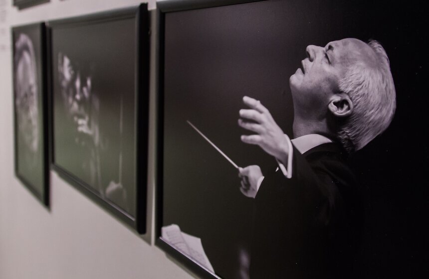 В МВЦ "Рабочий и колхозница" открылась выставка "Энергия поиска" 2 фото