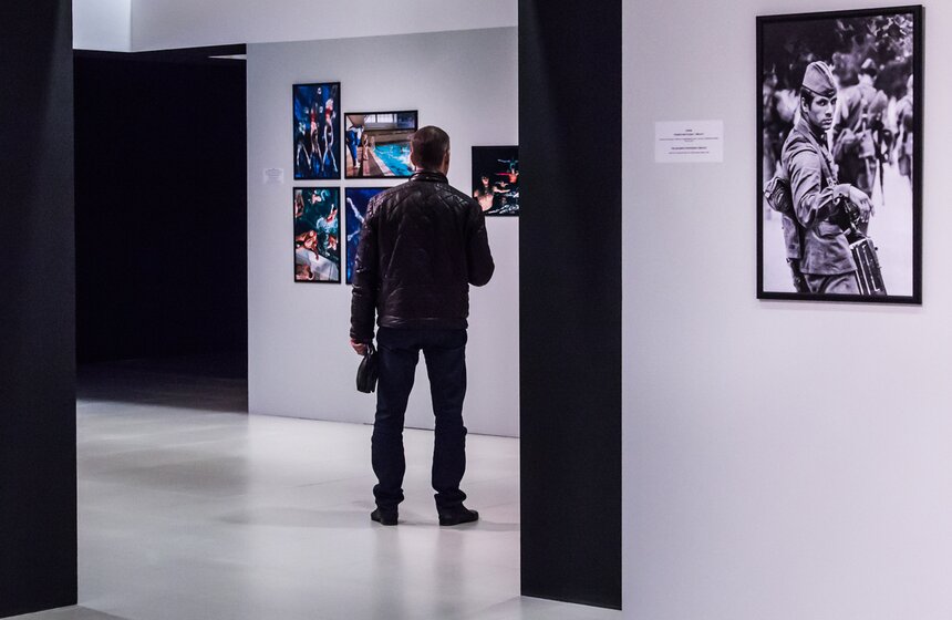 В МВЦ "Рабочий и колхозница" открылась выставка "Энергия поиска" 11 фото