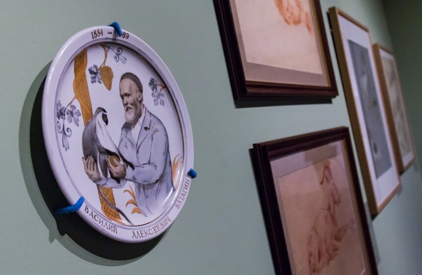 К юбилею Строгановки откроется выставка "Уроки рисования" 9 фото