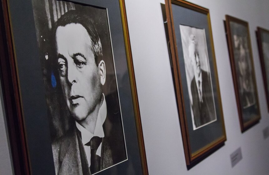 К юбилею Строгановки откроется выставка "Уроки рисования" 19 фото