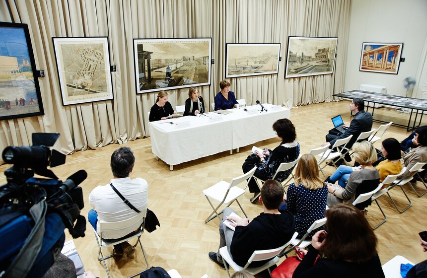 В столице открывается выставка "Кузница большой архитектуры" 8 фото