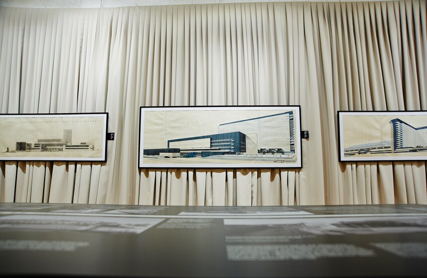 В столице открывается выставка "Кузница большой архитектуры" 7 фото