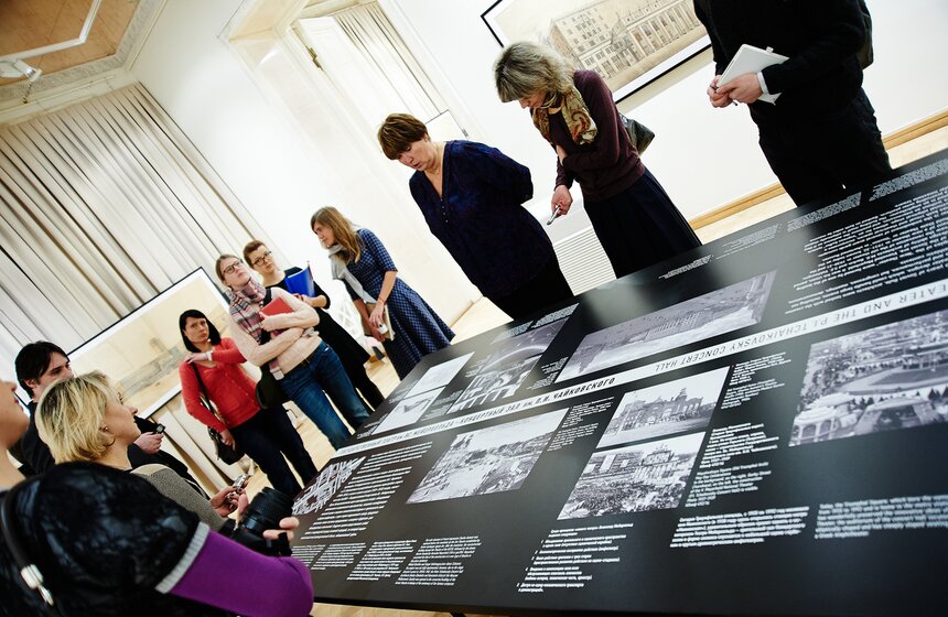 В столице открывается выставка "Кузница большой архитектуры" 10 фото