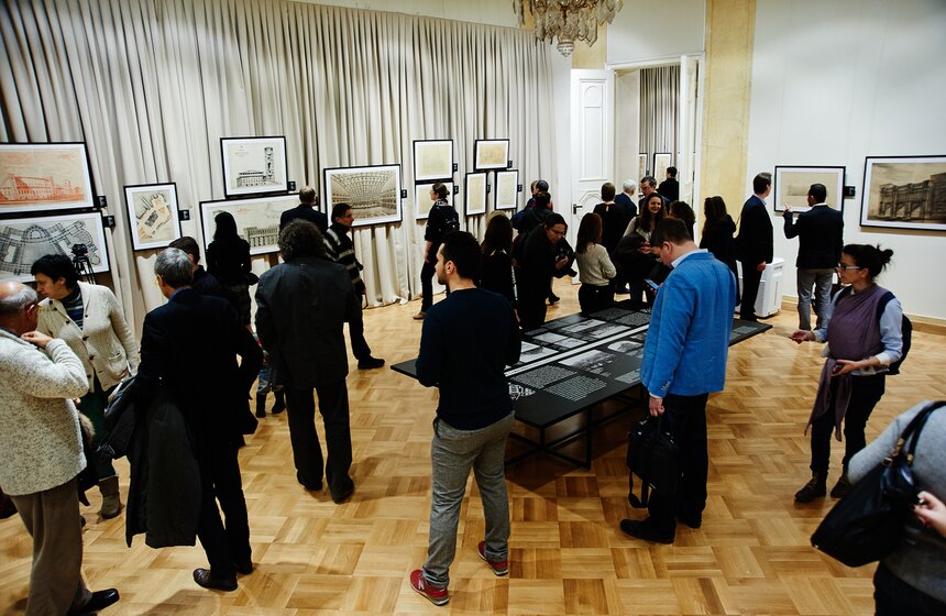 В столице открывается выставка "Кузница большой архитектуры" 16 фото