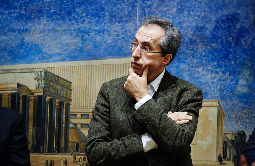 В столице открывается выставка "Кузница большой архитектуры" 18 фото