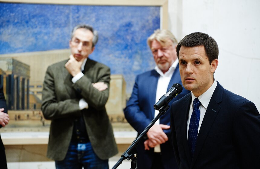 В столице открывается выставка "Кузница большой архитектуры" 22 фото