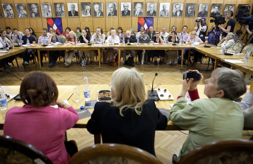 Пресс-конференция российских программ 34 ММКФ 8 фото