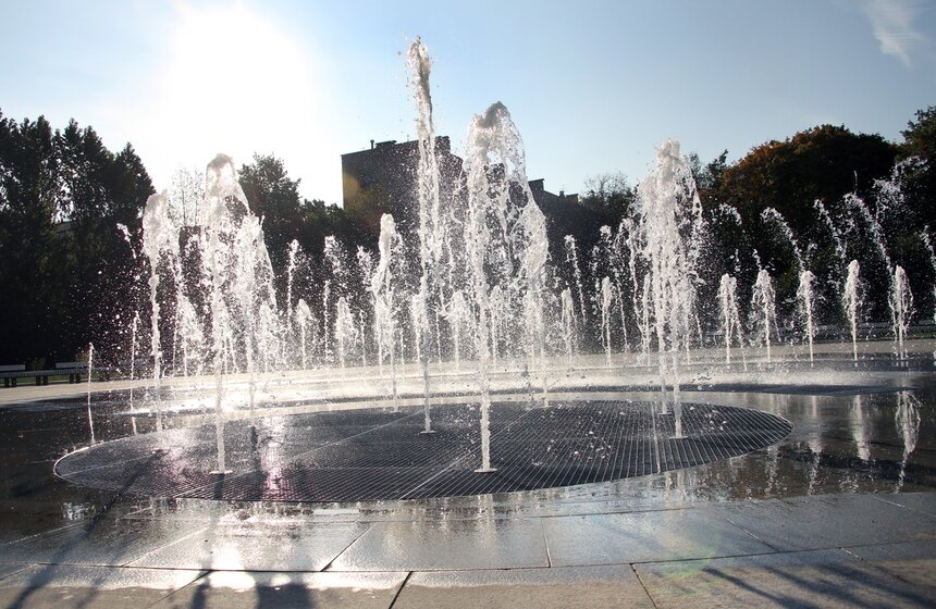 В Москве возрожден уникальный парк "Сиреневый сад" 14 фото