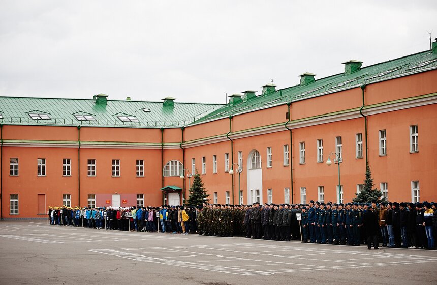 В Лефортове прошла репетиция шествия в честь парада 1941 года 11 фото