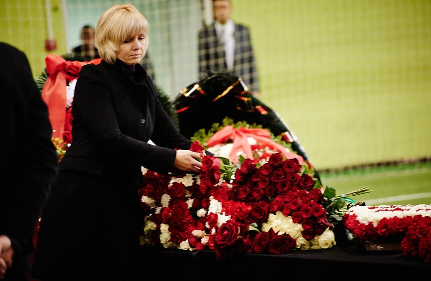 Москва простилась с легендарным футболистом Федором Черенковым 16 фото