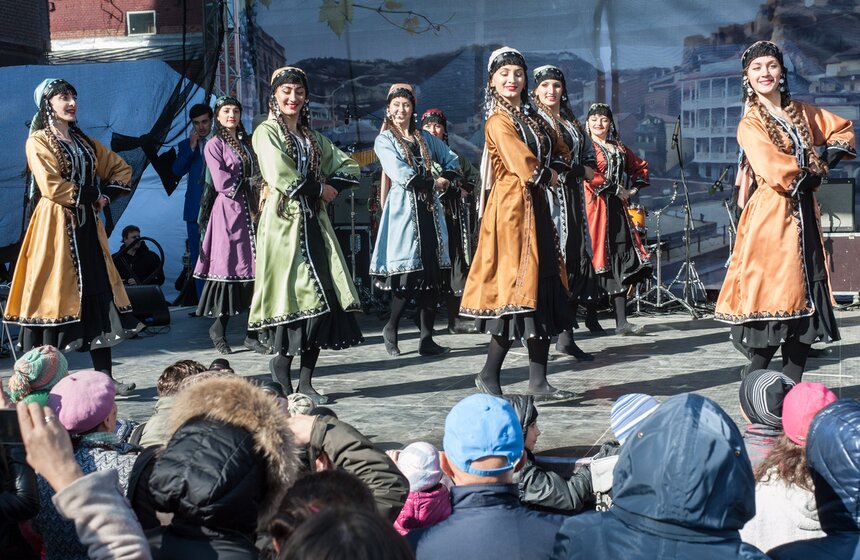 В саду "Эрмитаж" состоялся праздник Тбилисоба 6 фото