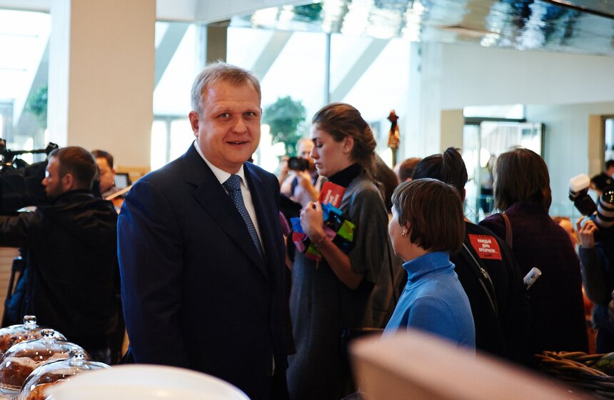 Флэш-моб "Musica Viva" прошел в торговом центре "Цветной" 11 фото