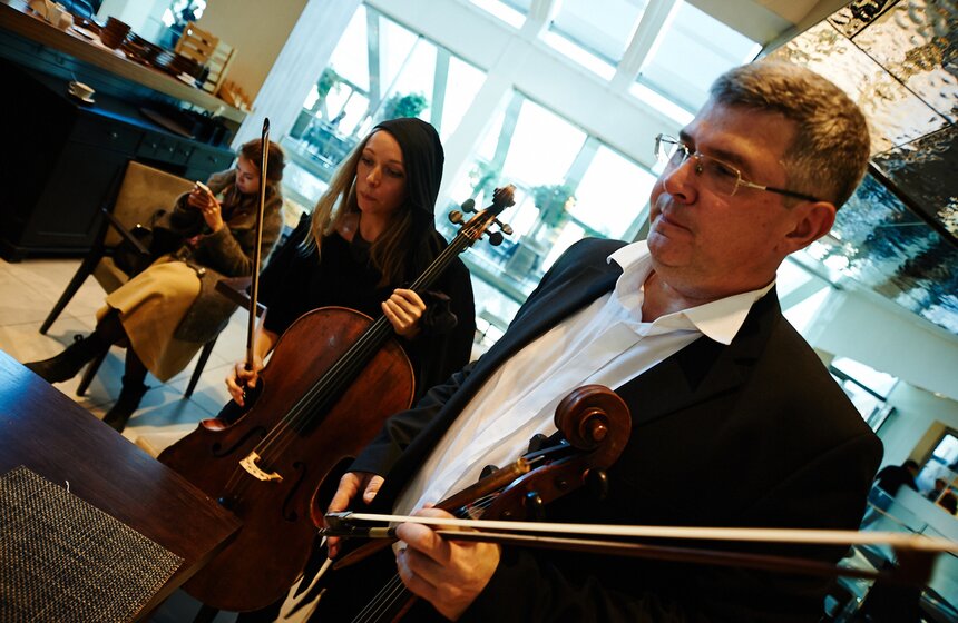 Флэш-моб "Musica Viva" прошел в торговом центре "Цветной" 21 фото