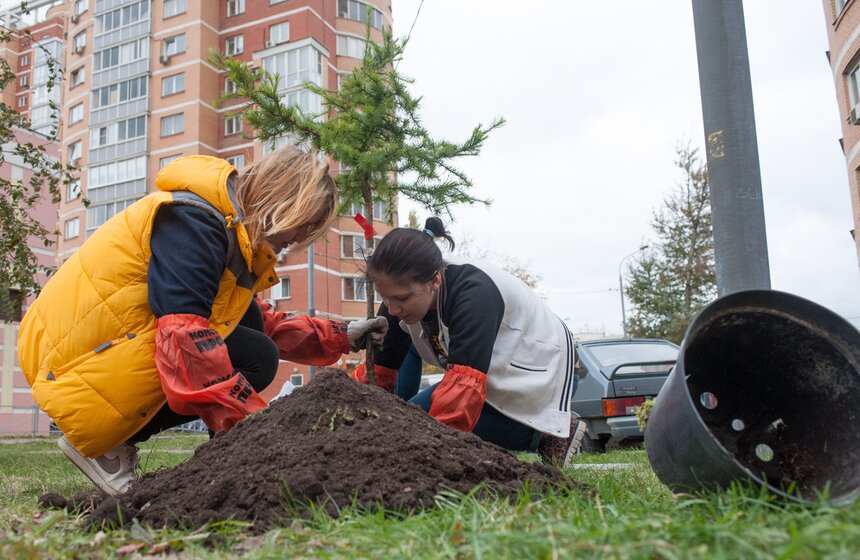 В столице прошла экологическая акция "Сделаем Москву парком!" 1 фото