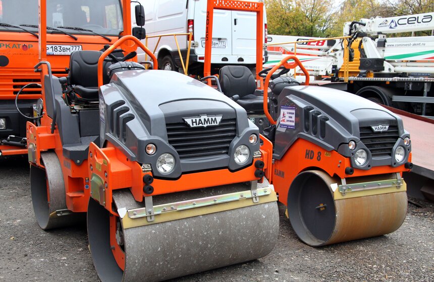 Мэр Москвы осмотрел базу хранения техники ГБУ "Жилищник" в ЗАО 5 фото