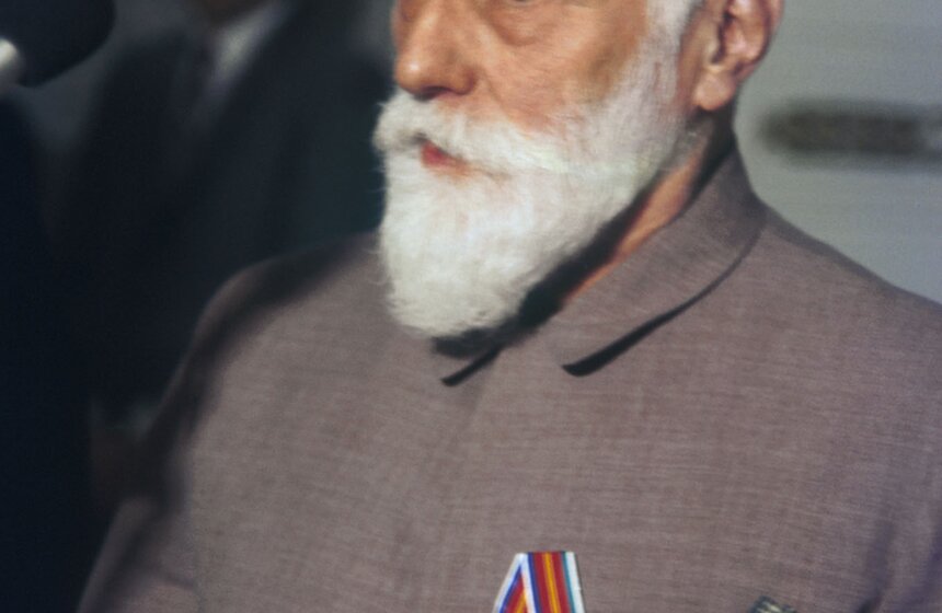 Дели. Святослав Николаевич Рерих - известный деятель искусства, исследователь культурного наследия Востока, активный борец за мир. За большой вклад в укрепление индийско-советской дружбы и сотрудничества художников награжден орденом Дружбы народов. Фото: ТАСС/Сергей Кармалито