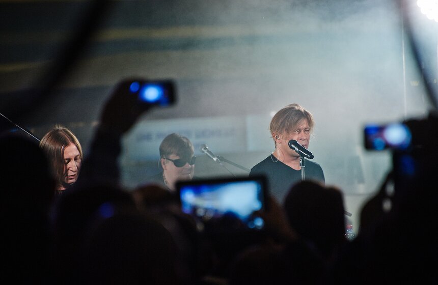 В Шереметьево прошла съемка программы "Живой звук" с "Би-2" 18 фото