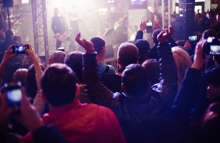 В Шереметьево прошла съемка программы "Живой звук" с "Би-2" 17 фото