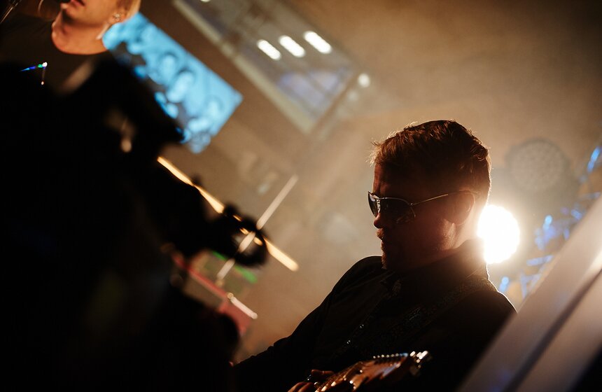 В Шереметьево прошла съемка программы "Живой звук" с "Би-2" 22 фото