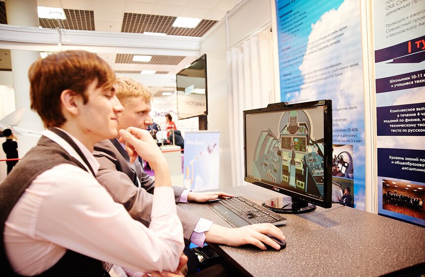 В "Экспоцентре" представили научное шоу "Артнаука" 12 фото