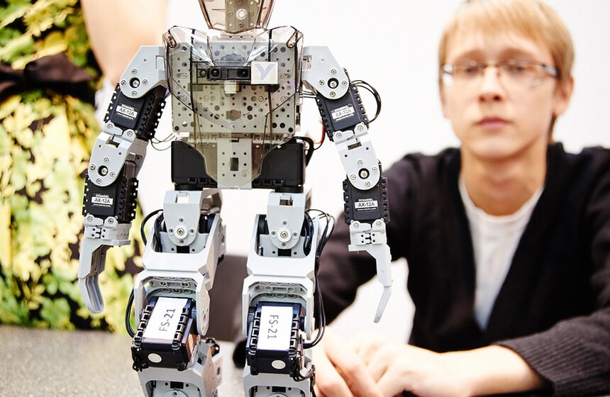 В "Экспоцентре" представили научное шоу "Артнаука" 17 фото