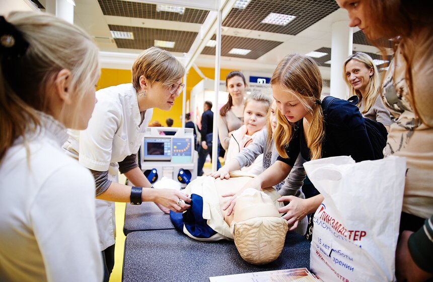 В "Экспоцентре" представили научное шоу "Артнаука" 21 фото