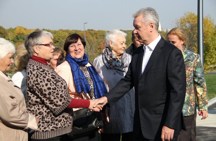 Работы по благоустройству парка "Садовники" завершены 8 фото