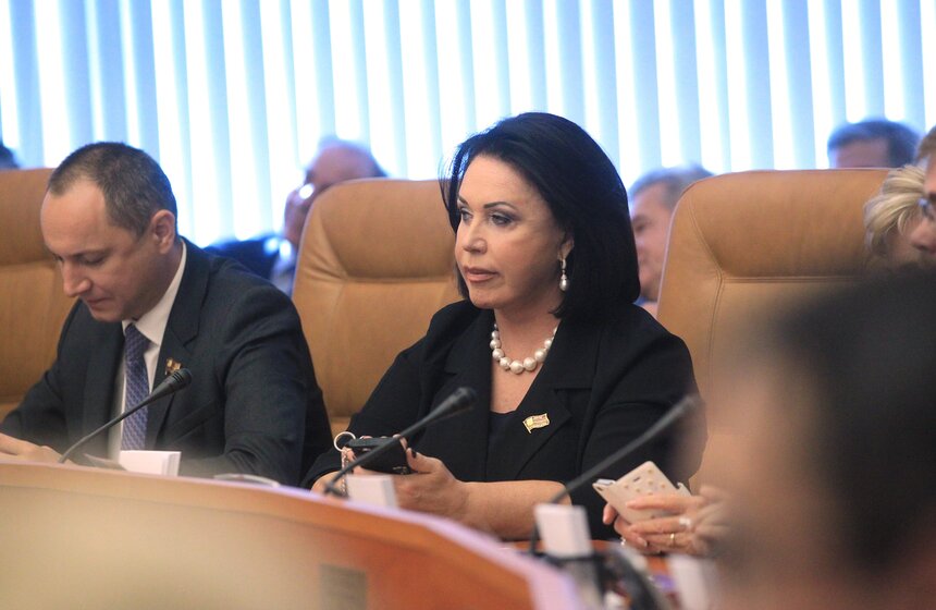 Депутаты Мосгордумы шестого созыва приняли присягу 13 фото