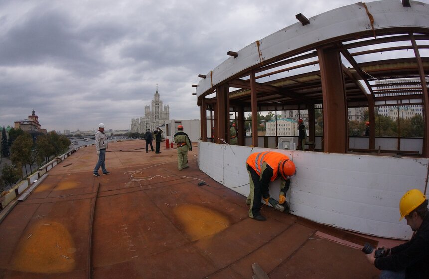 Пристань на Космодамианской набережной разберут до конца недели 10 фото