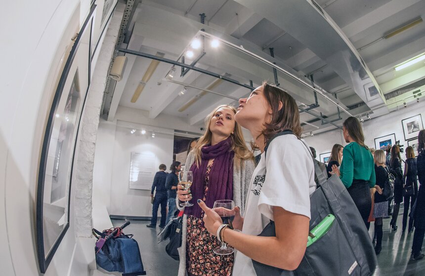 В Москве открылась первая в России фотовыставка Лоуренса Шиллера 19 фото