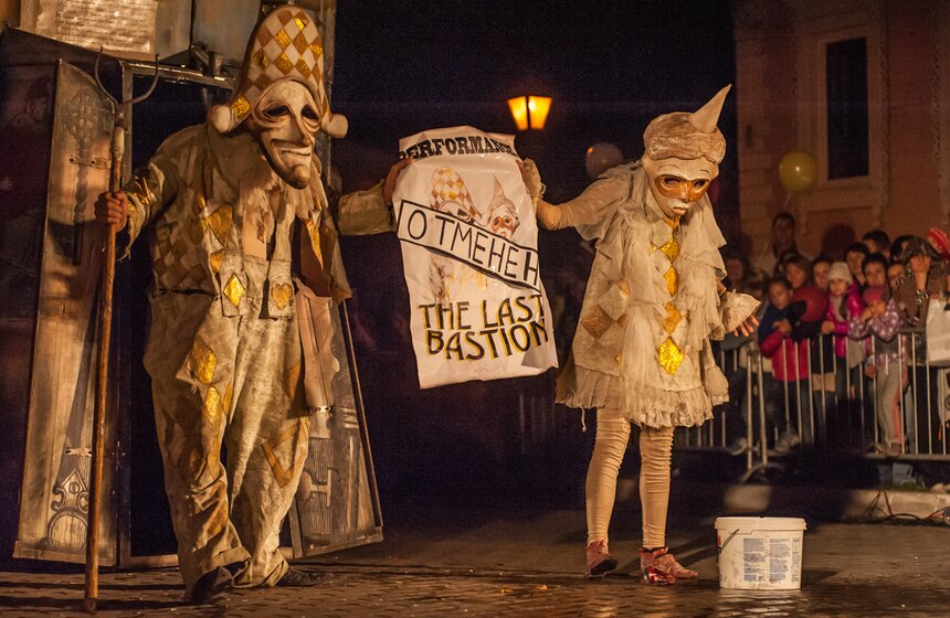 Фестиваль уличных театров "Золотая карусель" прошел в Коломне 22 фото