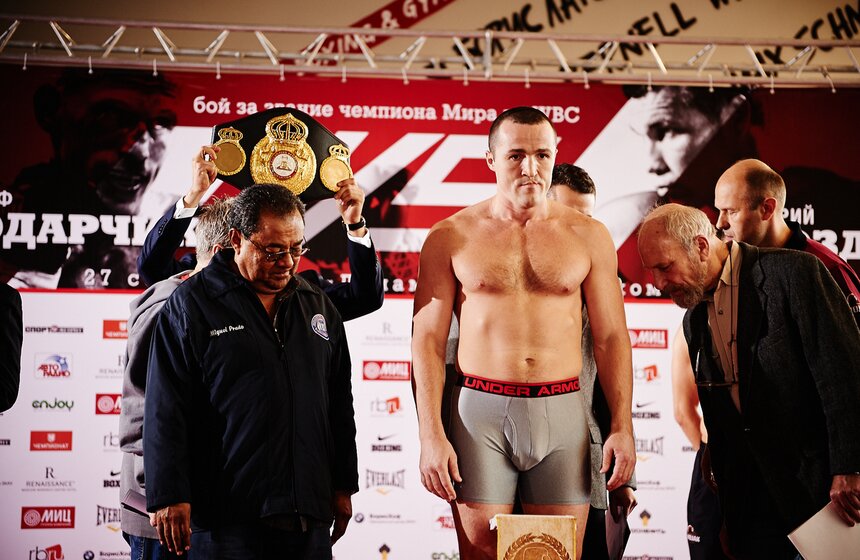 Дрозд и Лебедев прошли процедуру взвешивания перед поединками 10 фото