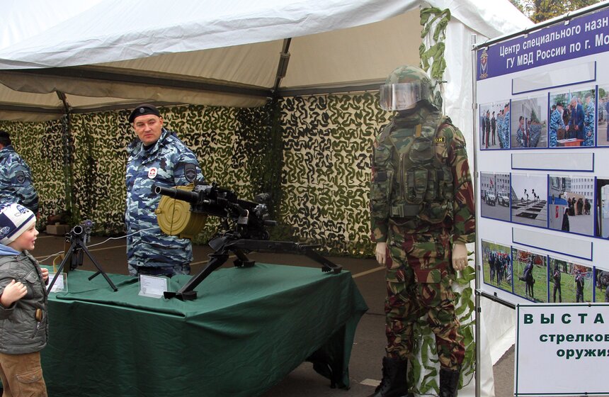 В "Лужниках" прошел спортивный праздник столичной полиции 2 фото