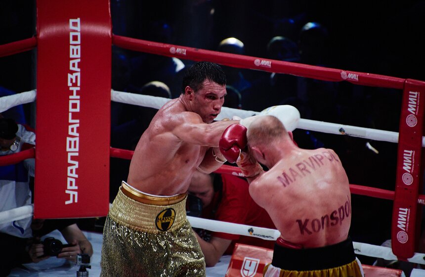 В Москве прошли поединки Дрозд-Влодарчик и Лебедев-Колодзей 16 фото