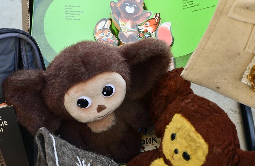 На летней площадке Музея Москвы прошел блошиный рынок 23 фото