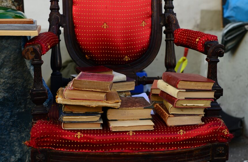 На летней площадке Музея Москвы прошел блошиный рынок 26 фото