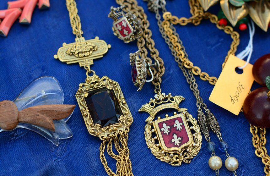 На летней площадке Музея Москвы прошел блошиный рынок 18 фото