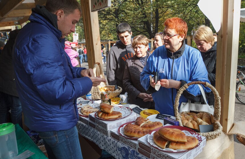 Маркет сладостей "ВкусноФест" прошел в парке "Сокольники" 5 фото