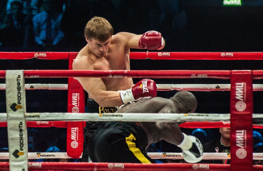Александр Поветкин победил в поединке против Карлоса Такамы 6 фото