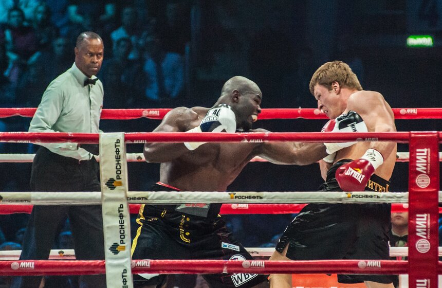 Александр Поветкин победил в поединке против Карлоса Такамы 9 фото
