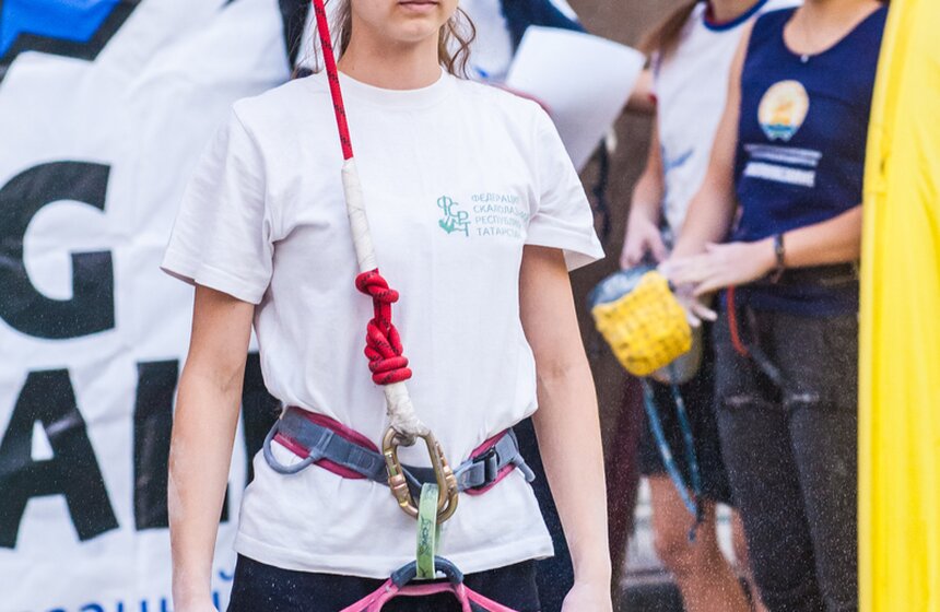 В столице состоялись соревнования по скалолазанию 6 фото